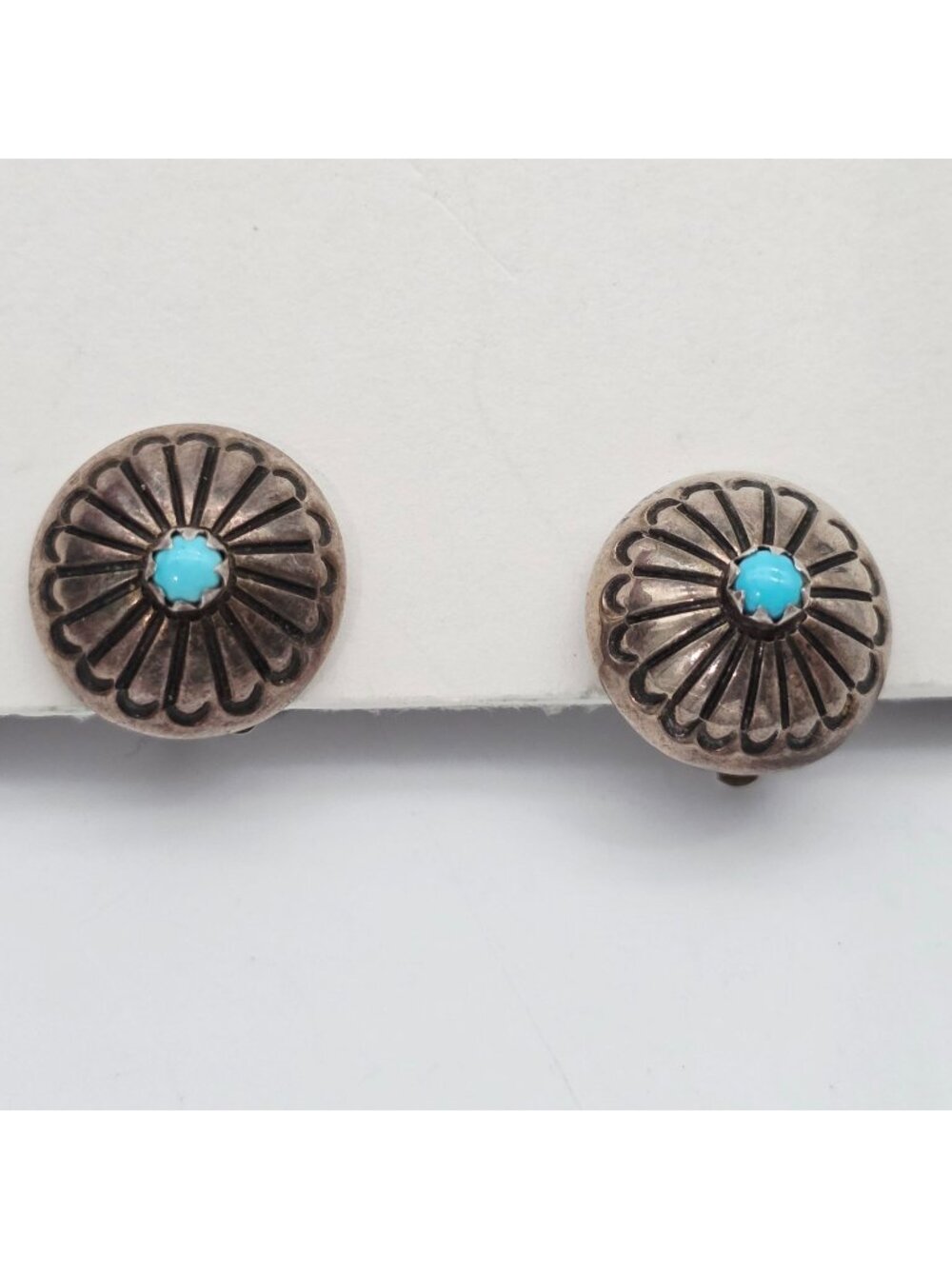 Sterling Silver Clip-On Earrings Turquoise Center & Floral Engraving Vintage 1/2